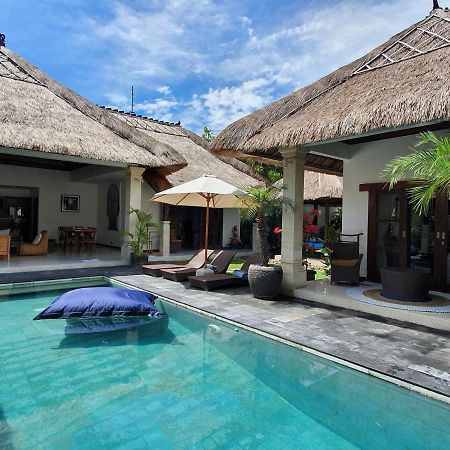 Beautiful Villa Indah Семіньяк Екстер'єр фото
